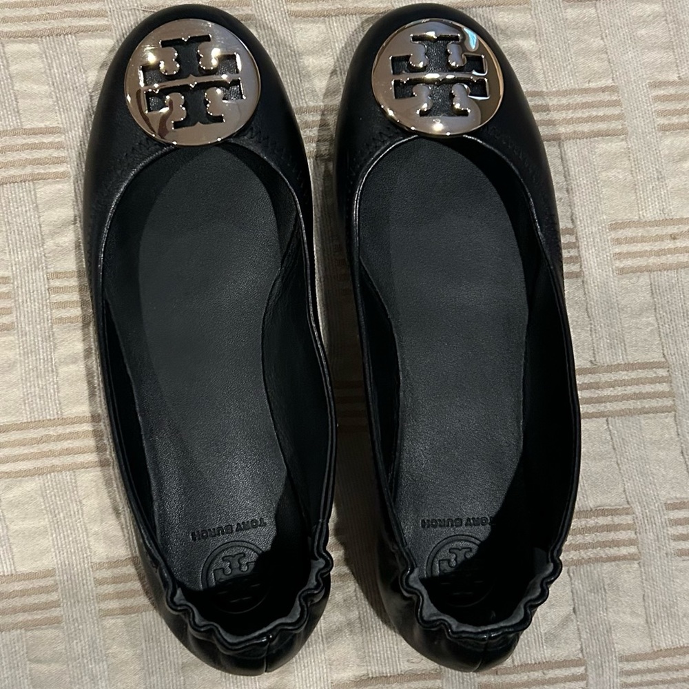 Tory Burch Black flats; Size 7.5